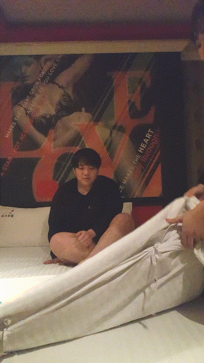 똥머리대학생_모텔에서 대딸간단_오럴 입싸 [노워터 원본] 미리보기 2