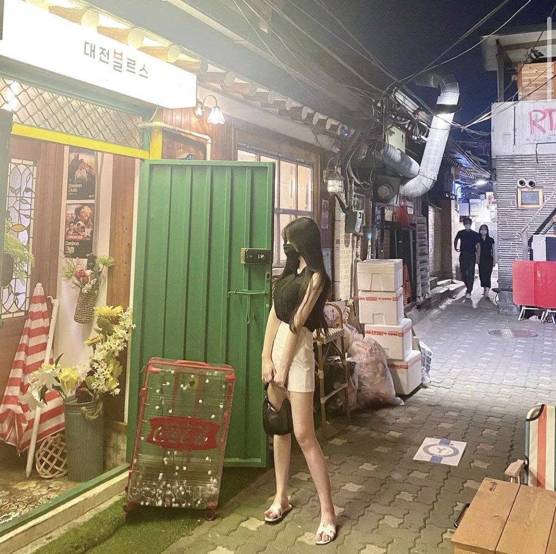 [링크수정.가격할인] 원본_옷가게 피팅모델 출신 쇼핑몰 CEO E컵 빽보지 존예녀 미리보기 2