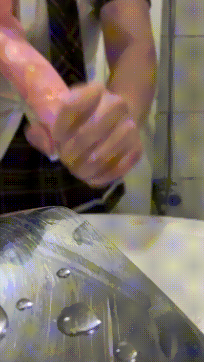 신작 ★ 인스타 라방 [딜도 씻는 육덕녀] 1/2 미리보기 6