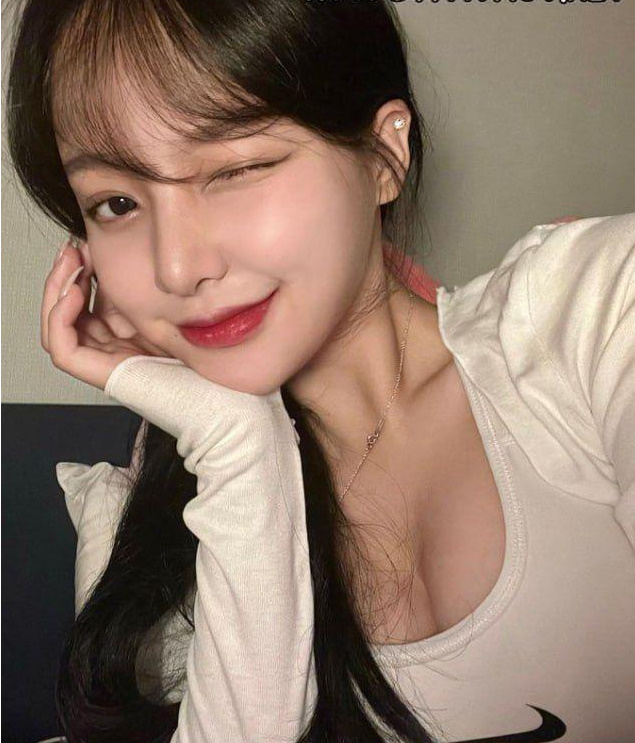 VVIP 스폰녀시리즈 이주빈 닮은 엘프녀 [다른각도] 120만원 미리보기 2