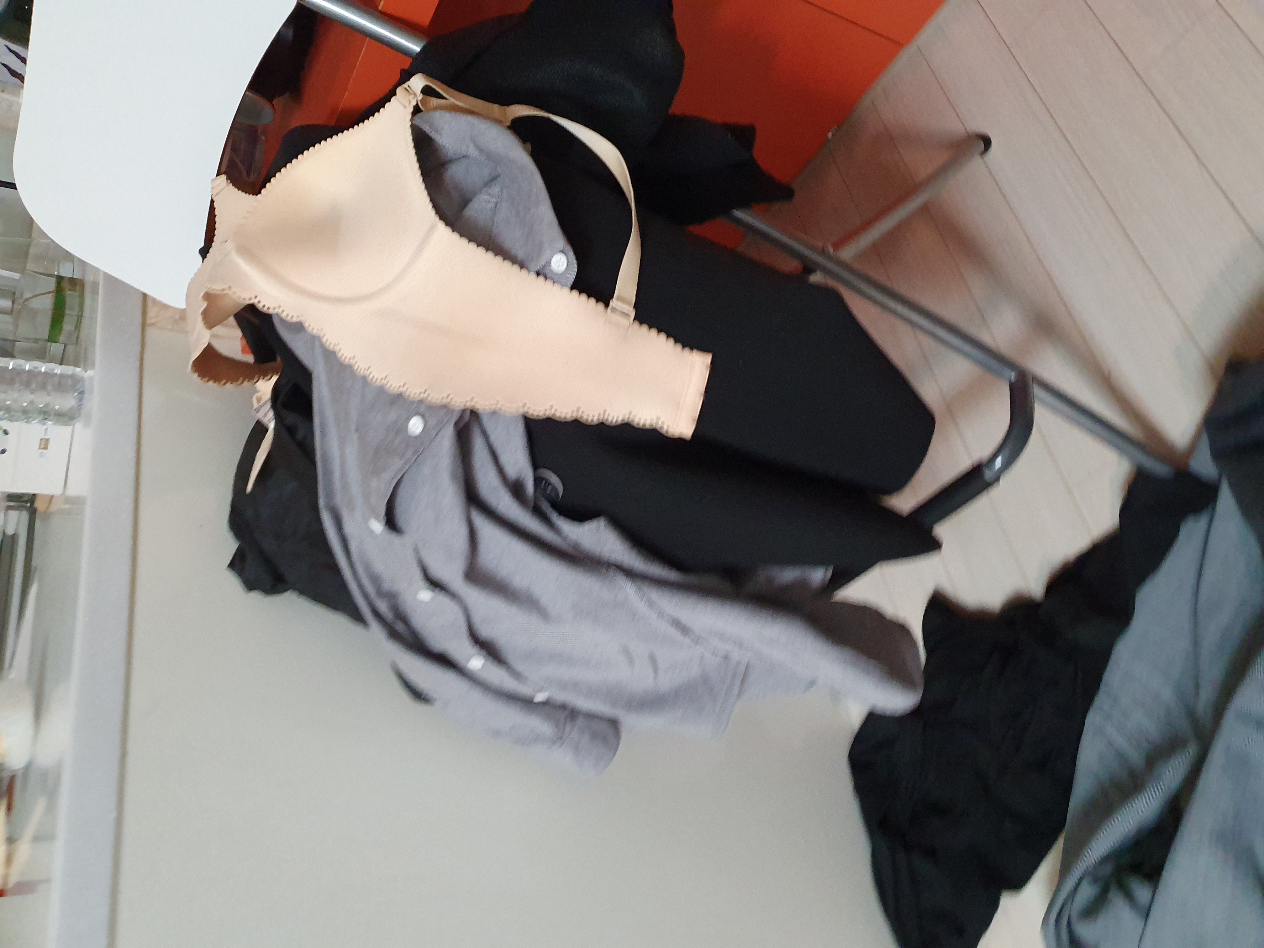 한의대 [파란머리 타투녀] 미리보기 6