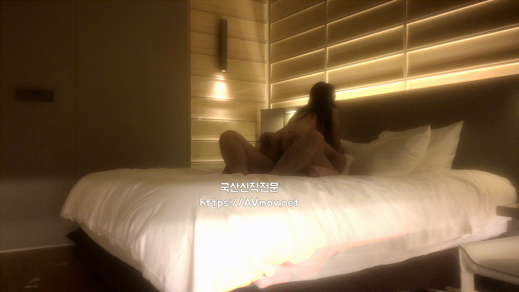 VVIP 몸매 뒤지는 요리사년_측면 미리보기 6