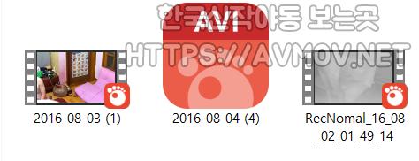 IP_중년 거실안 미리보기 4