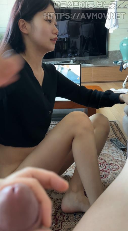 핑크머리 존예녀 아이돌 연습생 + 축구선수 유출 2탄 (집에서 섹스) 미리보기 5