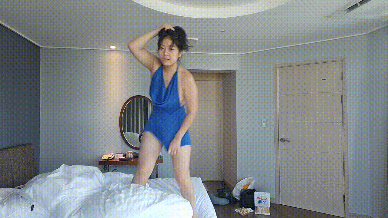 여우생각_24.09.04 클립 [영정당한 보지털노출 ] 미리보기 1