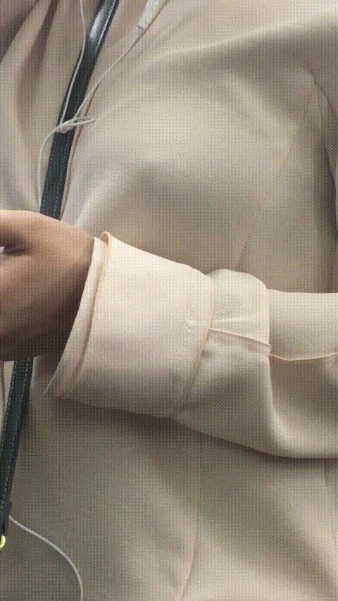 지하철 유두 꼭툭튀녀 미리보기 2