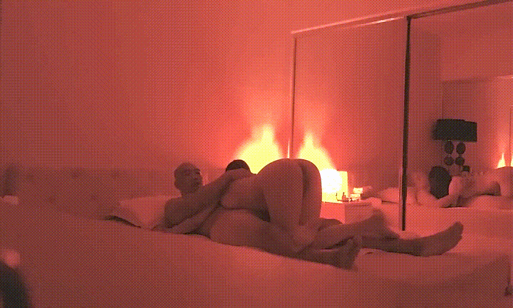 [휴게텔] 빡빡이와 육덕녀 3개 미리보기 7