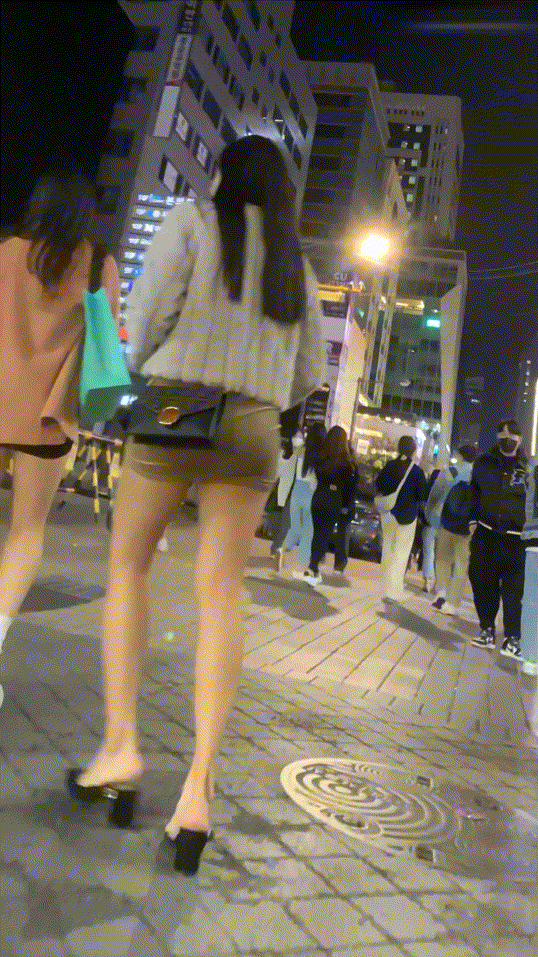 초미니스커트_따라가기 미리보기 3