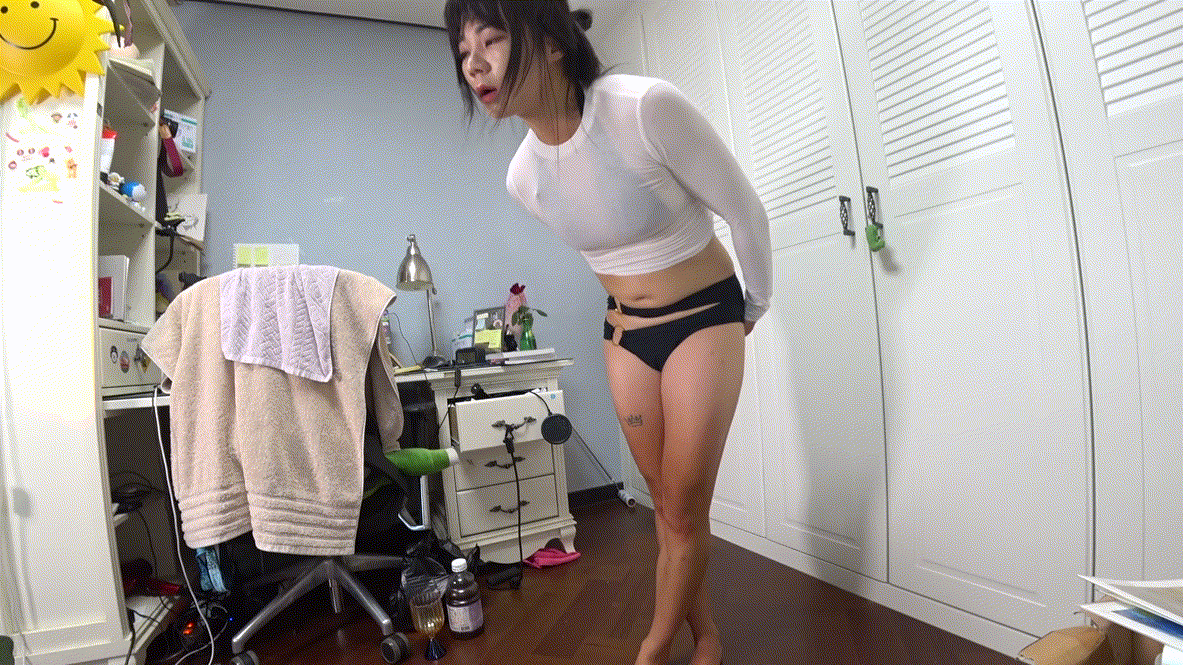 조복서 [올노출7개+유튭2개] 설사(혐) 미리보기 14