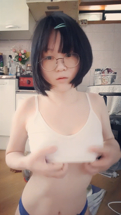 [빻티쉬] 미역왕국_풋풋한가슴/반전몸매 4.16기가 미리보기 2