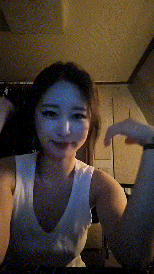 아나운서 김나정_노브라 인스타 라방 미리보기 3