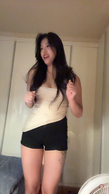 이화연 dlghkdus0115 신입여캠_24.11.04 [노브라꼭툭튀 4.38g/유륜노출방송 3.75g] 2일차 미리보기 3