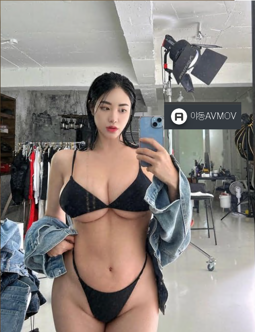 [미공개신작] 레전드급 폭유 글래머 50만 팔로워 인플루언서 섹스영상 유출 미리보기 12