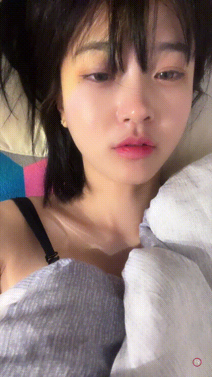 오늘자 24.10.16 존예★문월 모바일방송 풀영상 [유륜노출] 미리보기 3