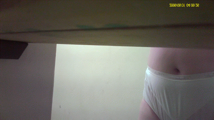 책상아래 육덕녀 샤워 몰카 [2099년] 미리보기 5