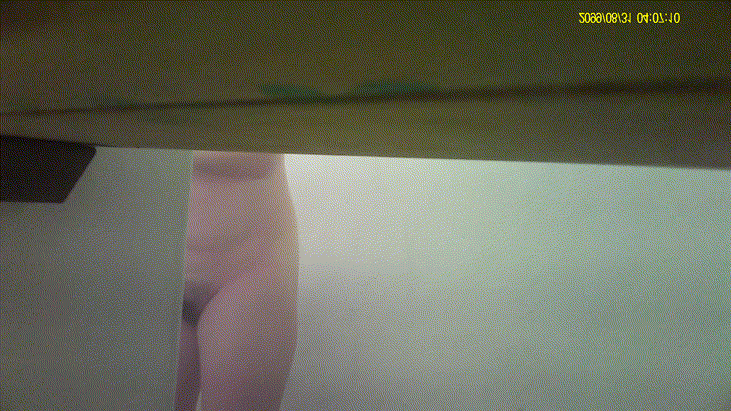 책상아래 육덕녀 샤워 몰카 [2099년] 미리보기 8