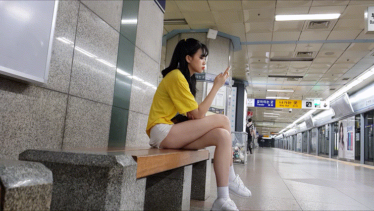 길거리_흰원피스 / 청핫팬츠 / 의자 허벅지 _3개작 미리보기 5