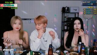 영민_플윗미 아림 합방 + 전신 비키니 샷 합본