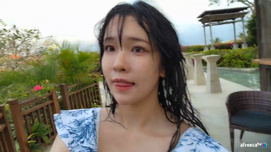 둔신 BJ 이아린 사촌이랑 같이 외국가서 수영복 입고 방송 미리보기 4