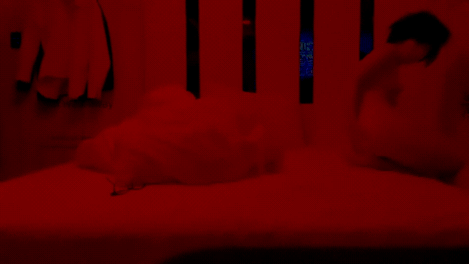 원제:설날특별신작 1/2 미리보기 4