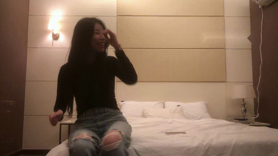 VVIP 현직 잡지모델 맛잇게 따먹기 [정면 다른각+양각추가본] 링크 미리보기 1