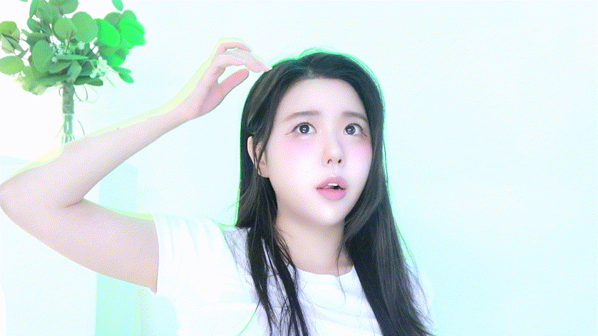 아래 ▼ 팬더 아율_24.08.28 첨보는 자세_M자 발바닥 미리보기 8