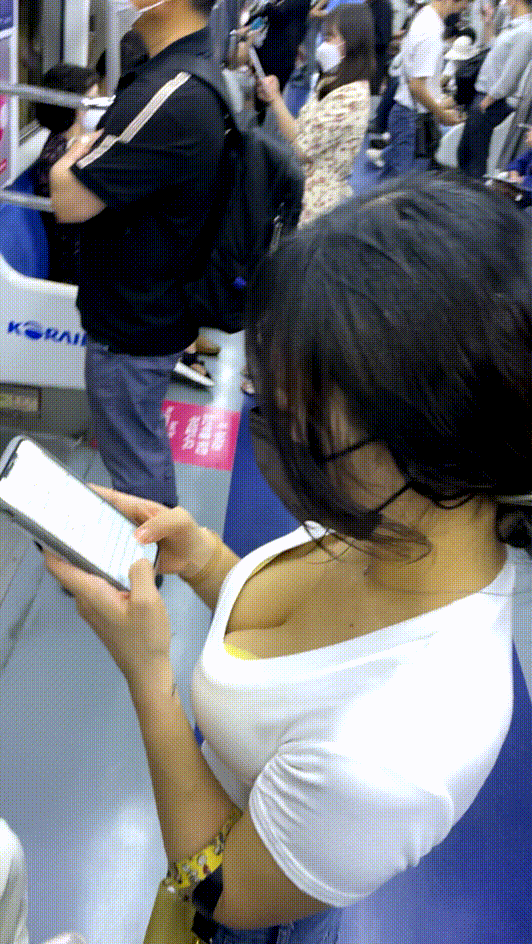 지하철 가슴골 신작 얼공/노모자이크 3名 미리보기 2