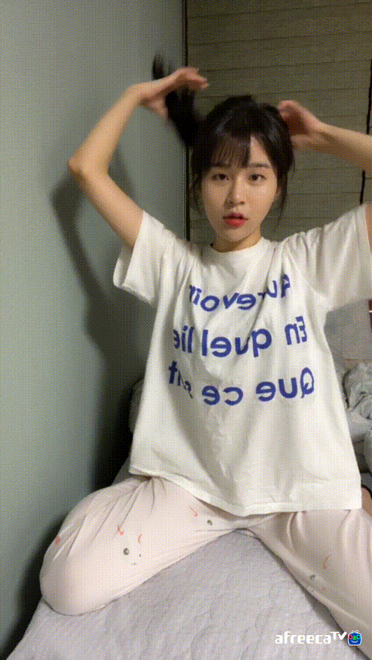 아프리카 졸귀녀_처음해보는 뒷고에 선명한 팬티.보지자국 미리보기 2