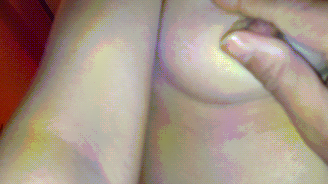 왕 젖꼭지 유부여친 미리보기 2