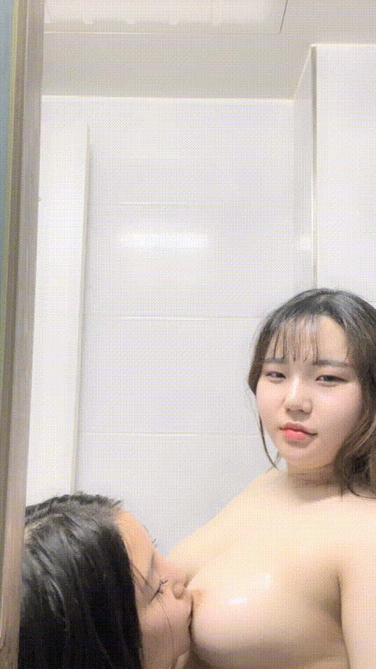 여대생ㅎㅅㅎ 레즈방송 [샤워레즈 / 먹방] 육덕녀2명_ 4개작 미리보기 3