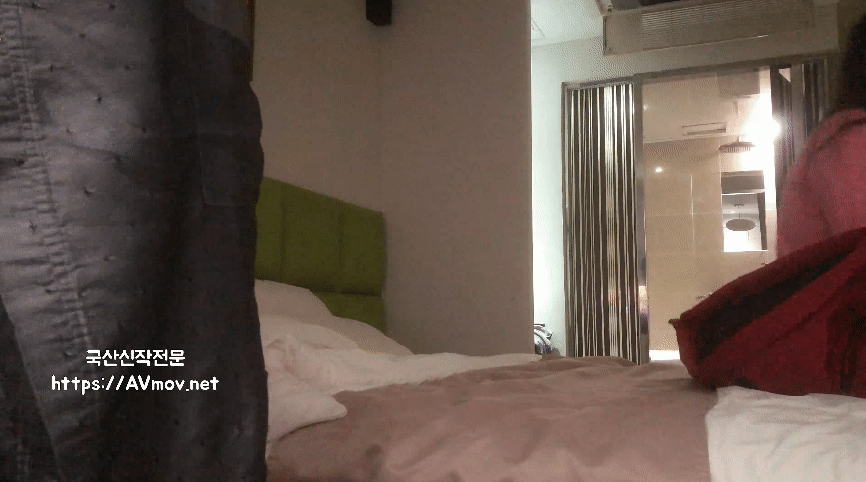 링크수정 ⭐️[뚱남미공개]  육덕 걸레 글래머 스웨디시년 속여서 따먹고 몰래 질싸 미리보기 3