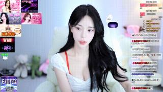 팬더 남쨈_2025.01.19_오늘자 직녹 9.26기가_존예 발바닥