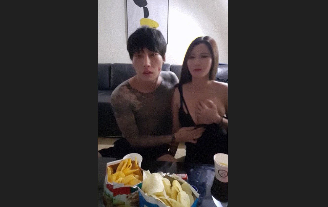 이시우_찐참젖거유 존예게스트 [개야한 옷 의첸] 팬방