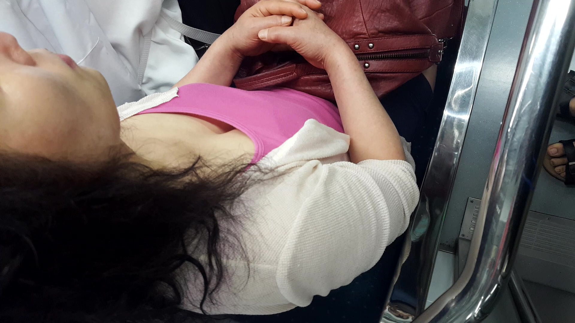 빨통 [윗가슴] 몰래 시리즈_4개폴더 미리보기 19