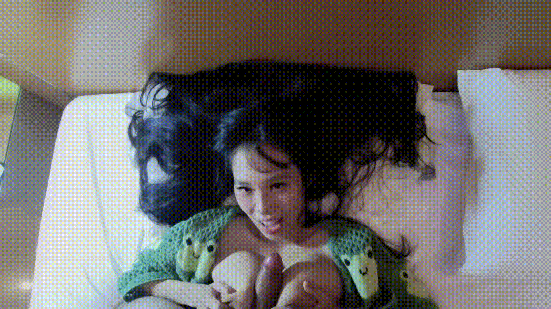 서양자지 탐내는 탈아시아 몸매 미리보기 2