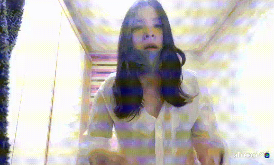 레젼드 [풀팩] 뺘기긱 [아프리카 포함] 제복녀 / 올노자위 미리보기 5