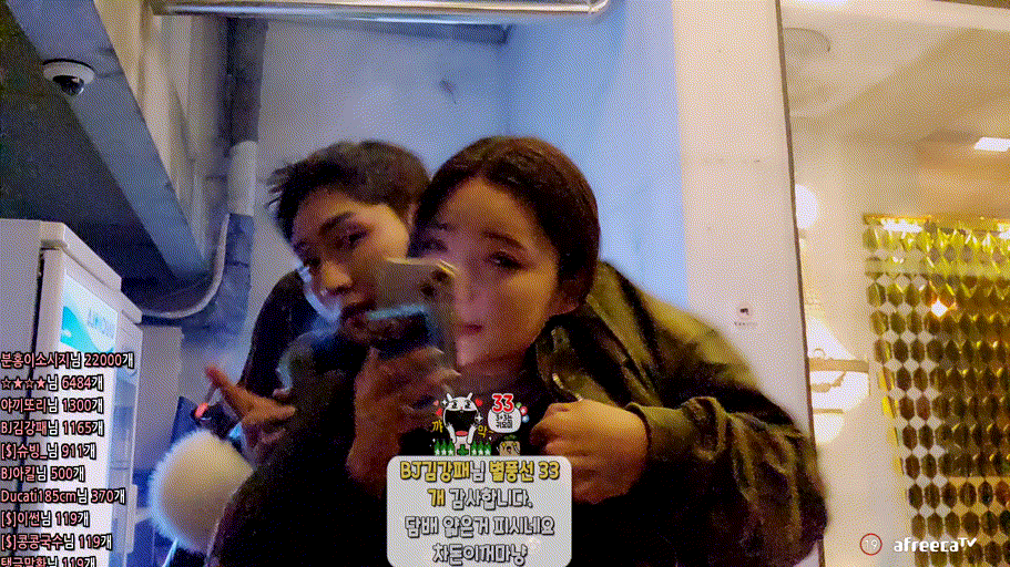 [야킹] 존예녀 2명 섭외_흰탑녀 얼굴지림 15v/6.3기가 미리보기 4