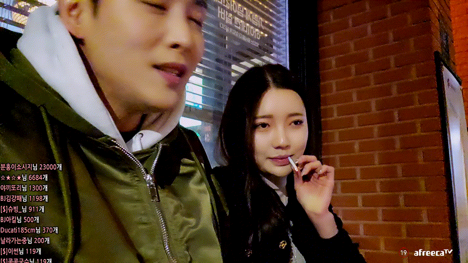 [야킹] 존예녀 2명 섭외_흰탑녀 얼굴지림 15v/6.3기가 미리보기 5