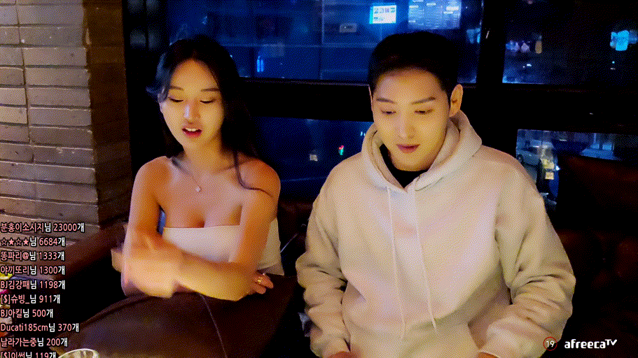 [야킹] 존예녀 2명 섭외_흰탑녀 얼굴지림 15v/6.3기가 미리보기 6