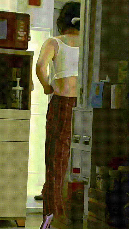 집에서 몰래 누나 찍기 미리보기 3