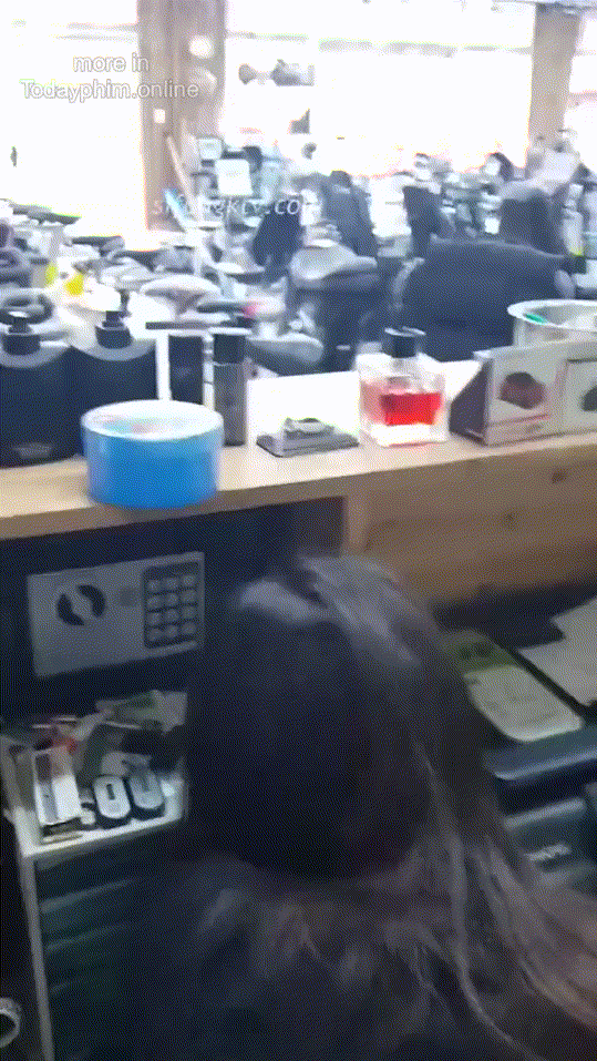 고은지_헬스장에서 섹스 편집본 [역수출작] 미리보기 9