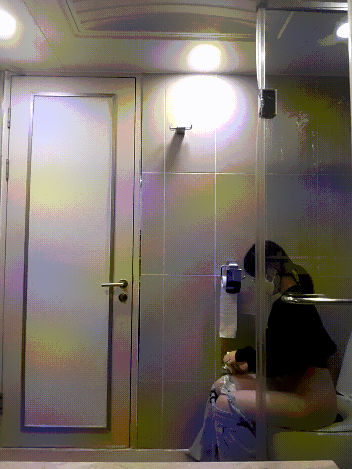 코로나 시절_화장실 9V [얼공/보지털] 미리보기 3