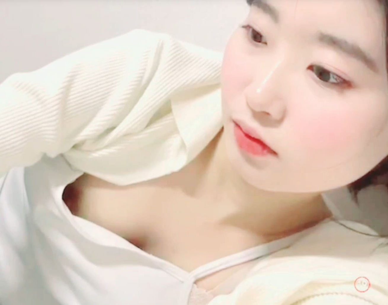 숲 2025.02.10 오늘자 새벽_꼭지노출