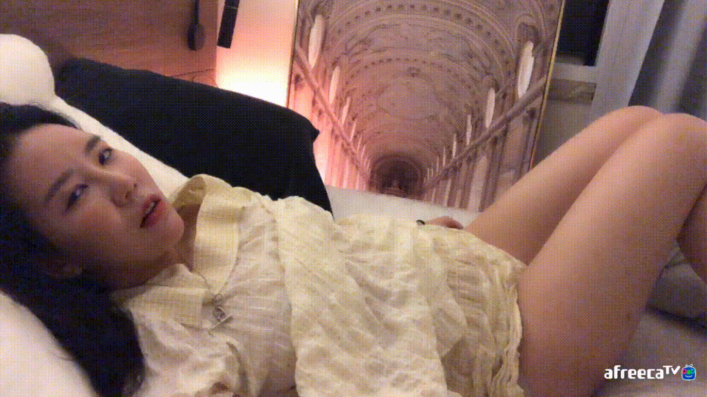아프리카 쥬시_침대 위 꼭지노출 [다수노출] 미리보기 4