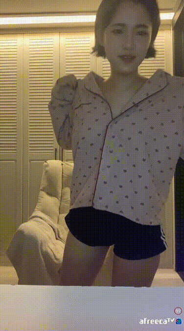 아프리카 BJ참이나_ 200개 팬방 육덕찐참젖 노출 _3개작 미리보기 5