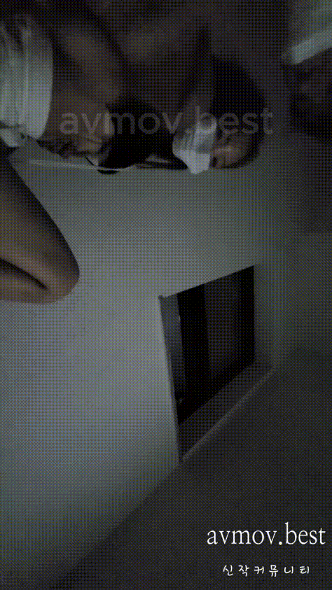 ⭐️ 포터남 [미공개작] 흰반지녀 계단대딸작 미리보기 5