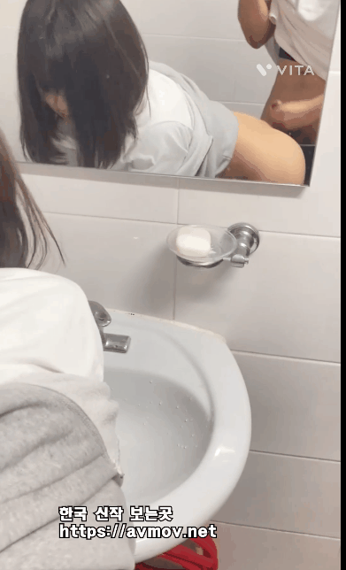 ⭐️ 지하철 화징실_딥오럴 후 머리채잡고 뒤치기 [얼공] ⭐️ 미리보기 9