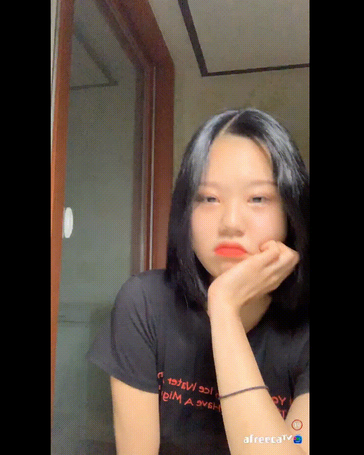 보킹_어리고 귀여운 얼굴의 05년생 베이글녀 미리보기 2970