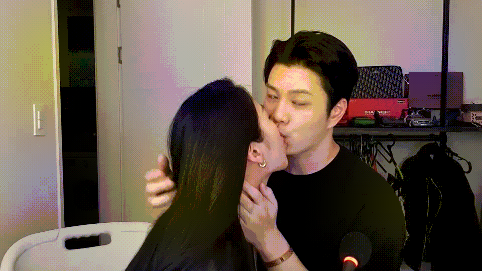 보킹_어리고 귀여운 얼굴의 05년생 베이글녀 미리보기 700