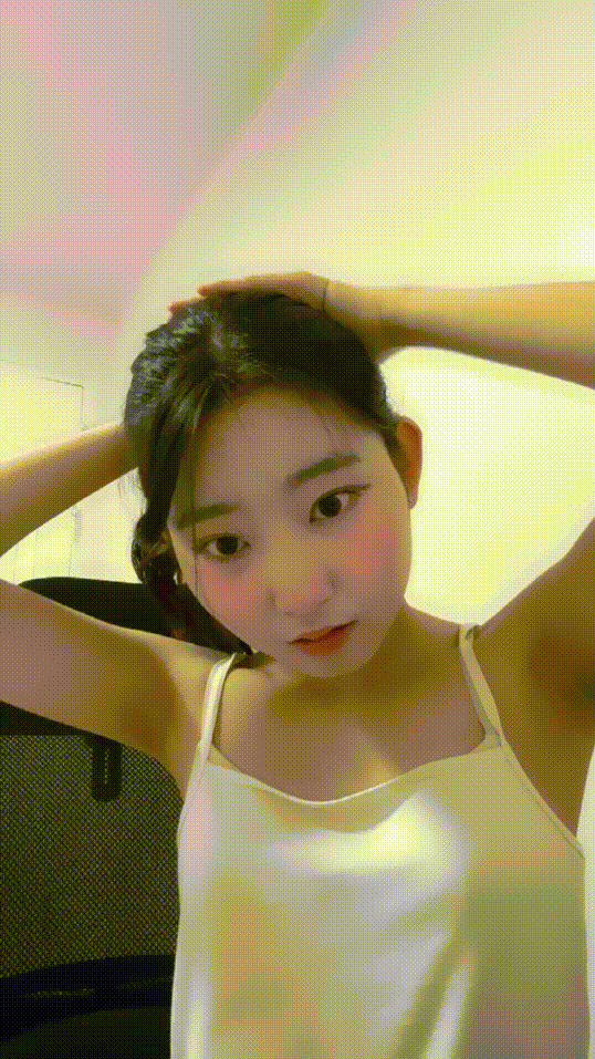 보킹_어리고 귀여운 얼굴의 05년생 베이글녀 미리보기 1889